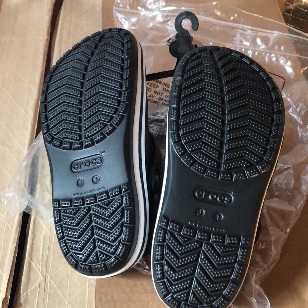 New Crocs Kids’ Bayaband Clog Classic Black - Picture 14 of 16